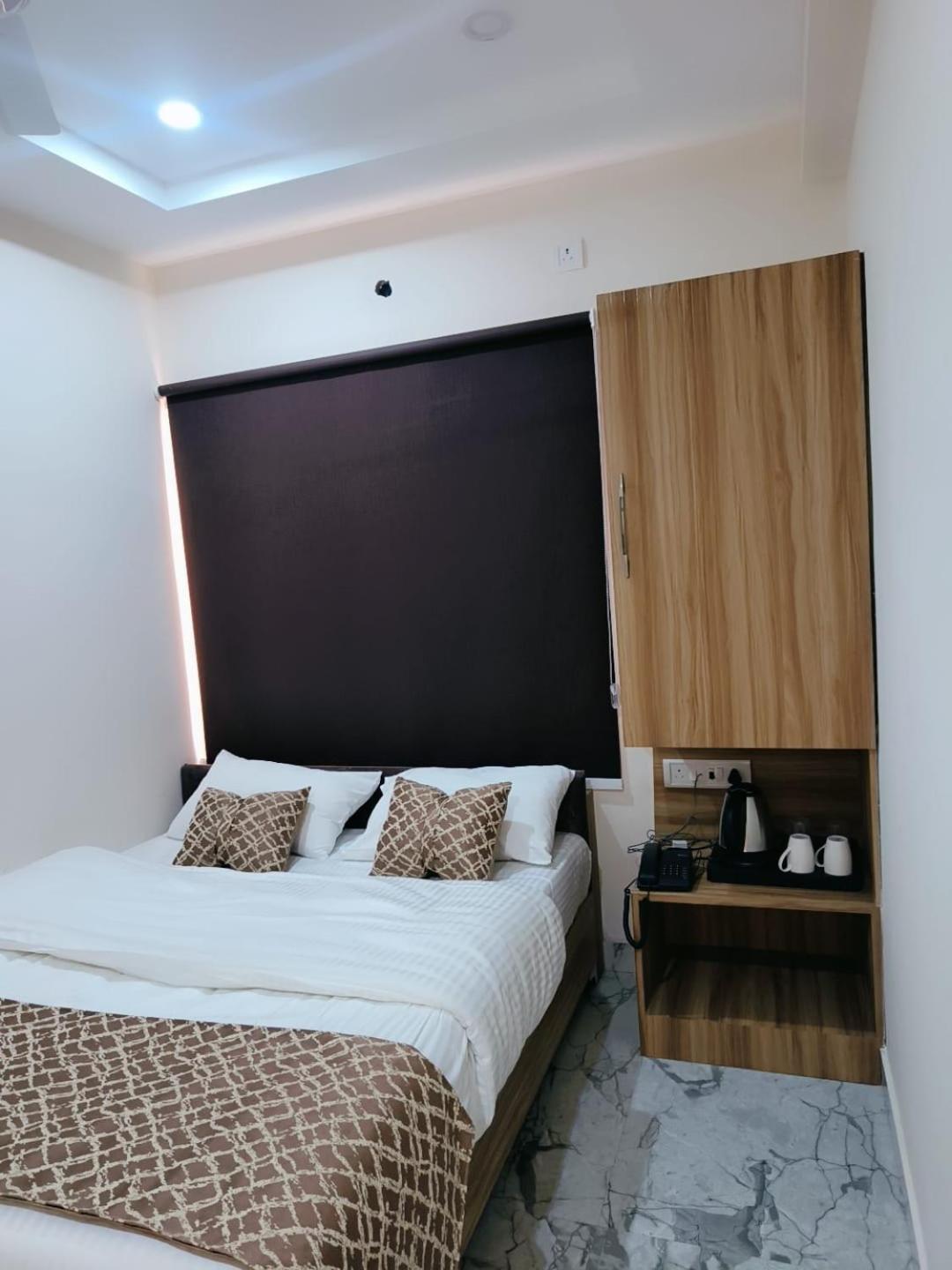 Nandi Retreat Homestay Varanasi Exterior foto